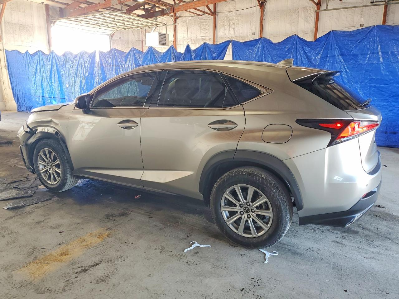 Lexus NX Base