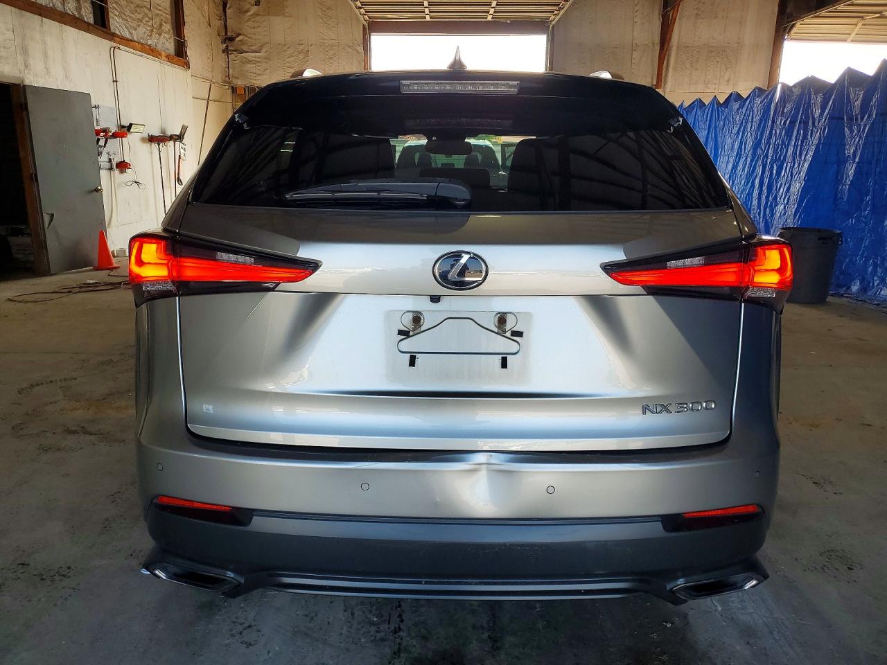 Lexus NX Base