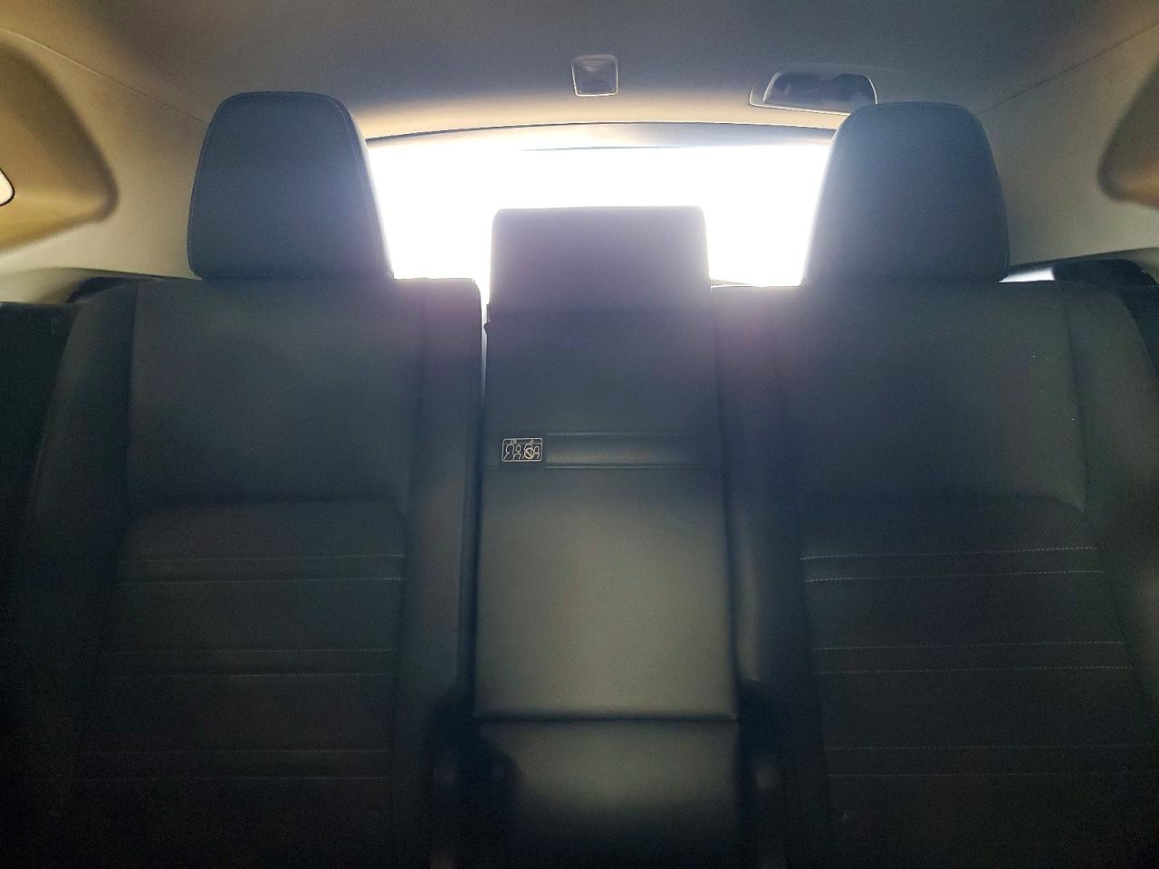 Lexus NX Base