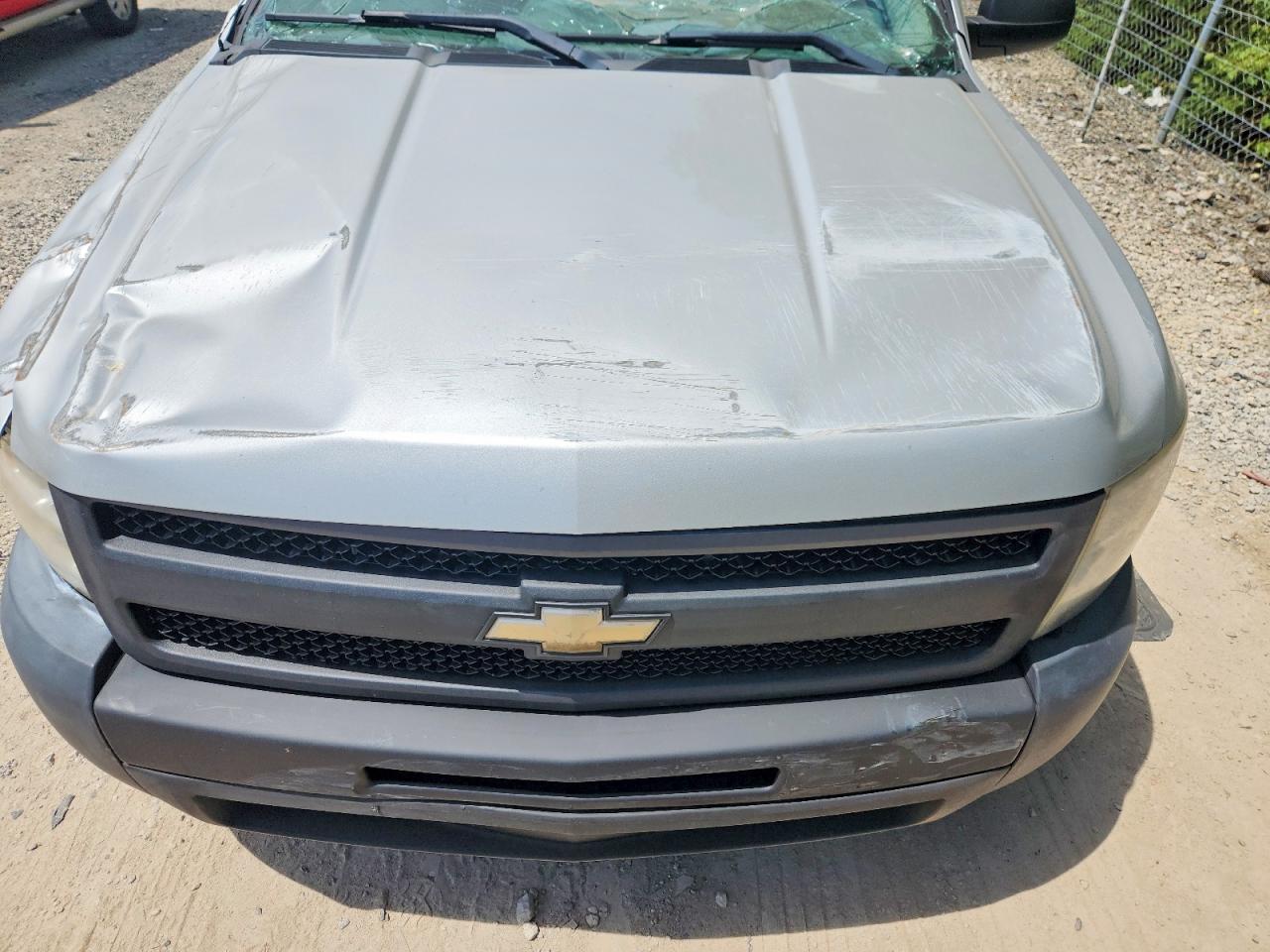 Chevrolet Silverado C1500