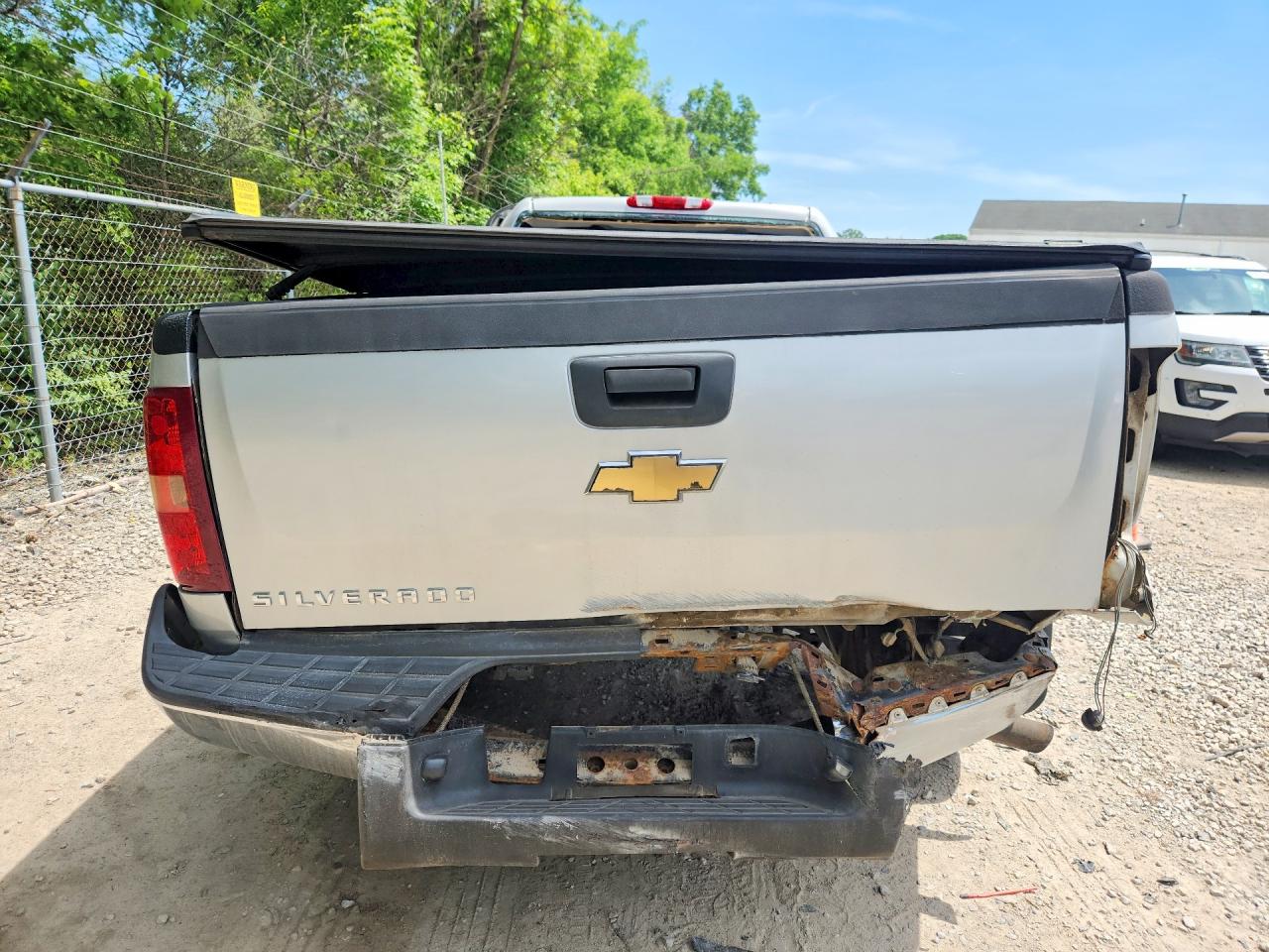 Chevrolet Silverado C1500