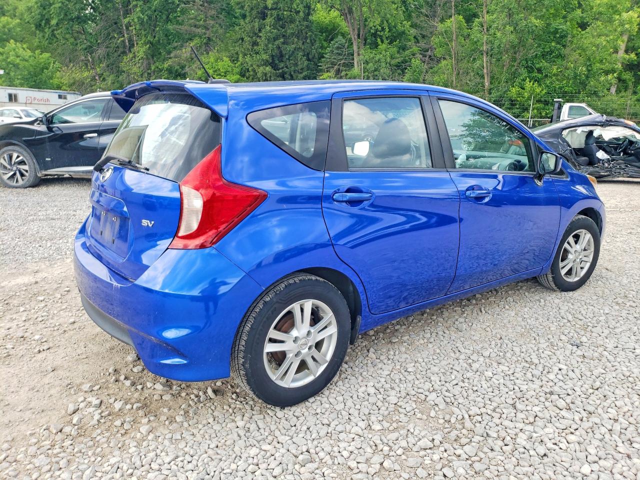 Nissan Versa Sv