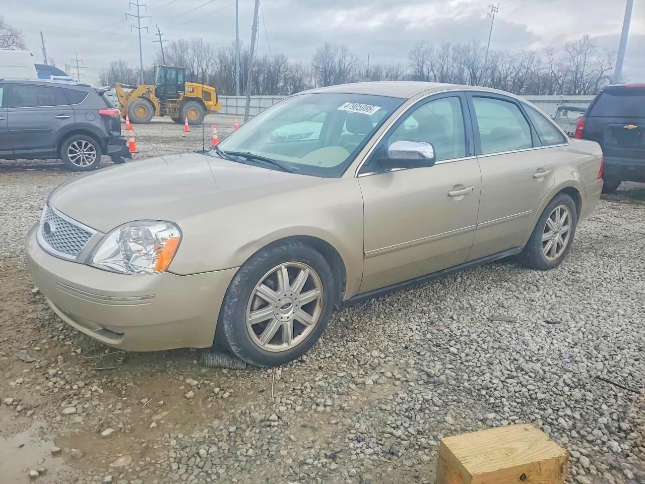 Salvage Ford Five Hundr Image