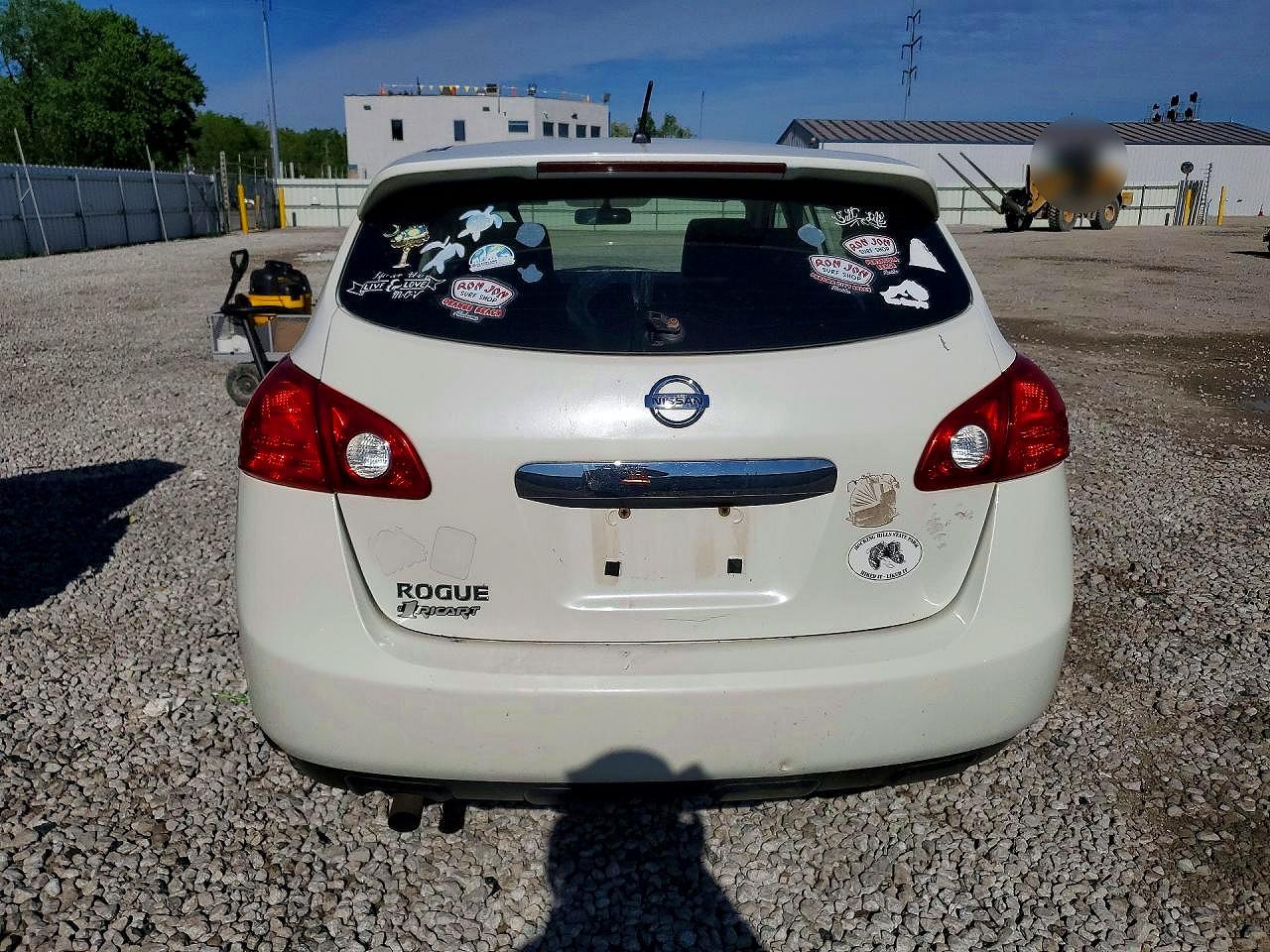 Nissan Rogue S