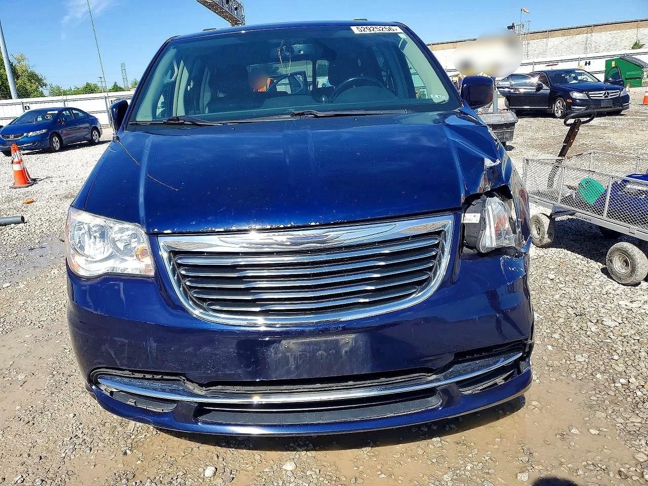 Chrysler Minivan Touring