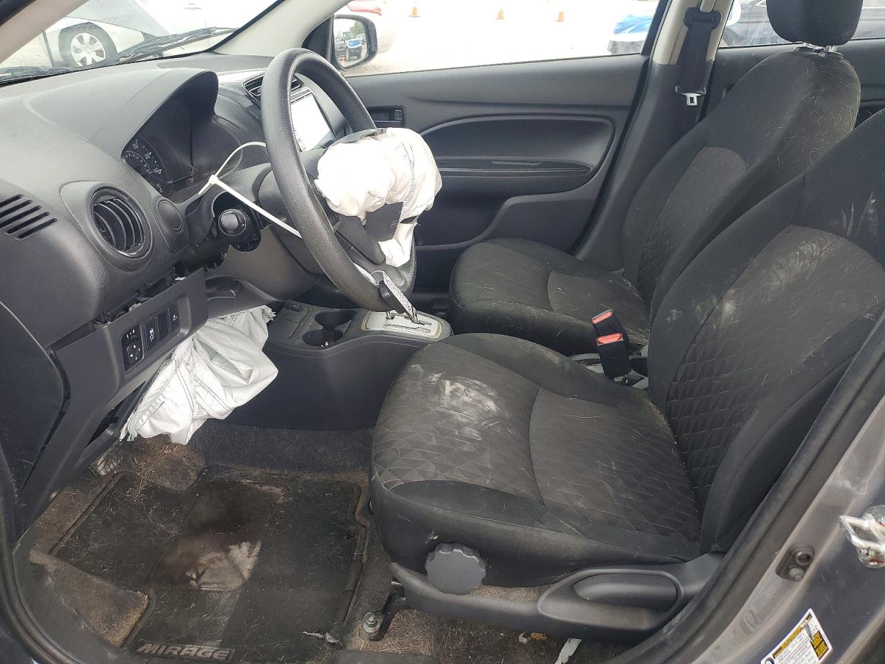 Mitsubishi Mirage Es