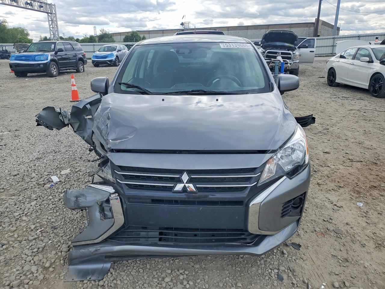 Mitsubishi Mirage Es