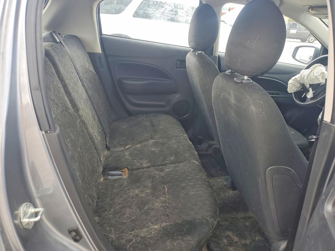 Mitsubishi Mirage Es