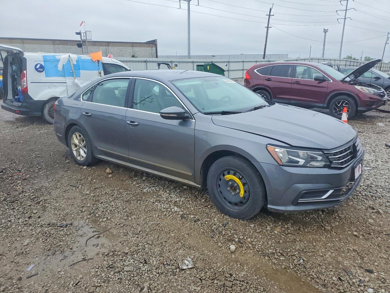 Volkswagen Passat S