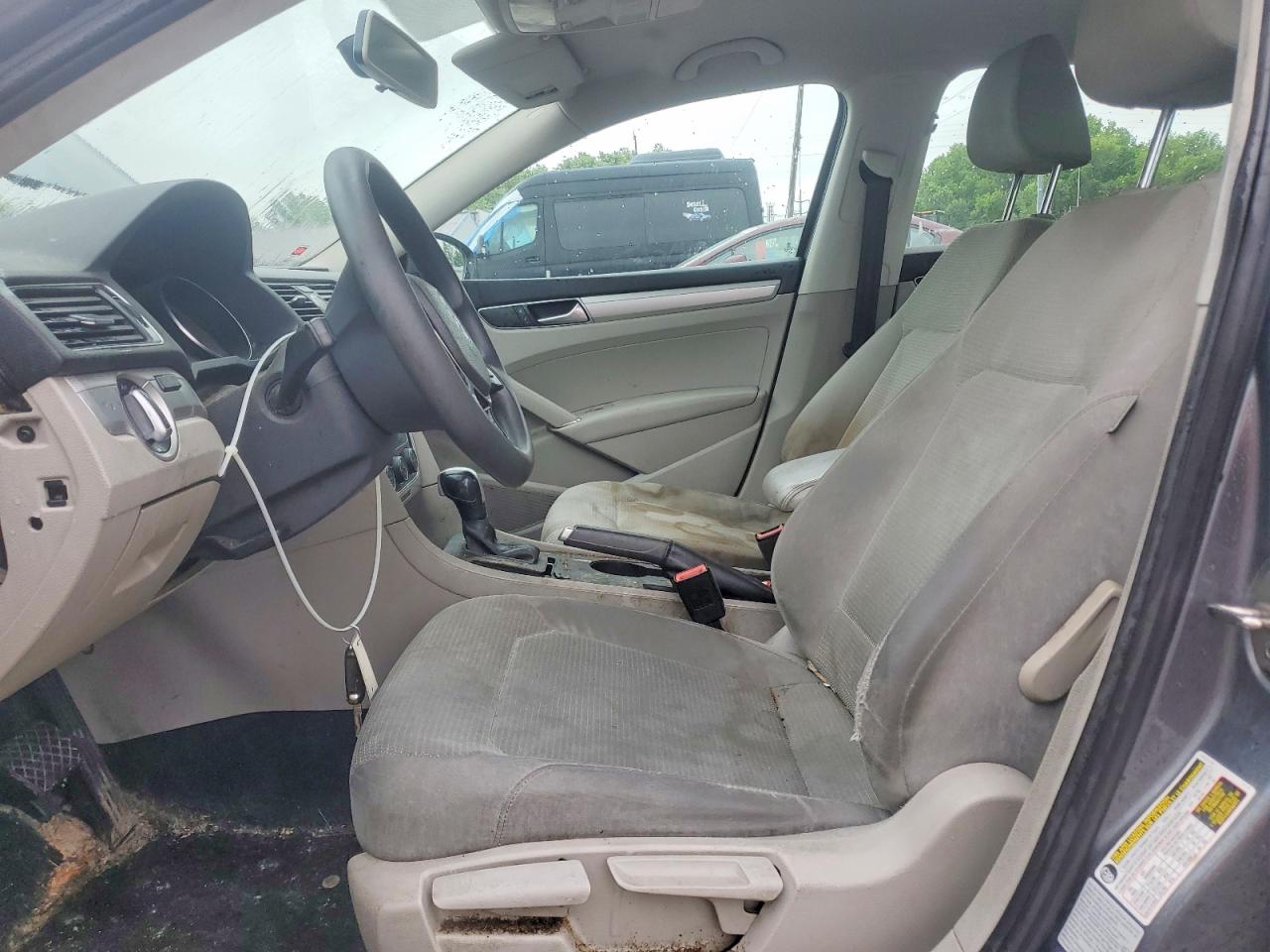 Volkswagen Passat S