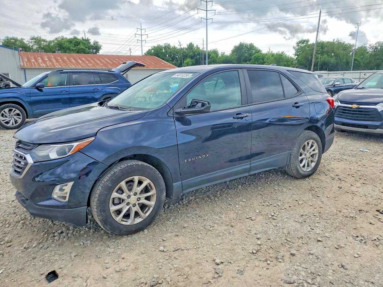Salvage Chevrolet Equinox Image