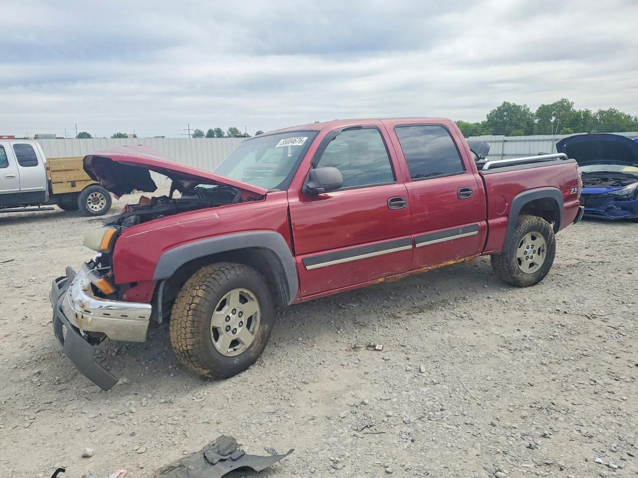 Salvage Chevrolet Silverado Image