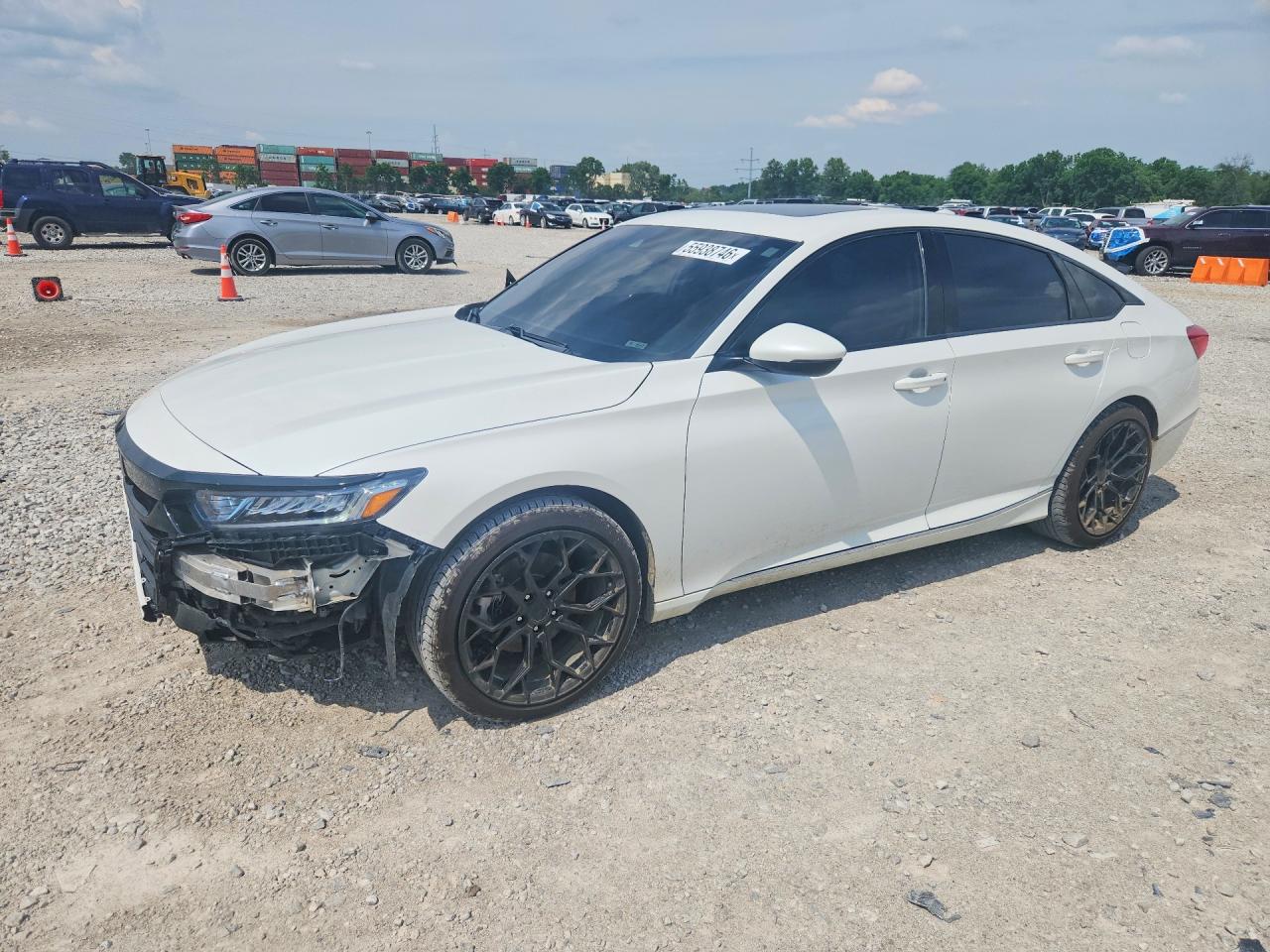 Salvage Honda Accord Image