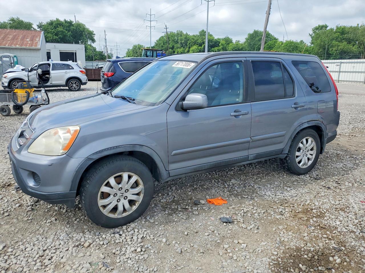 Salvage Honda Crv Image