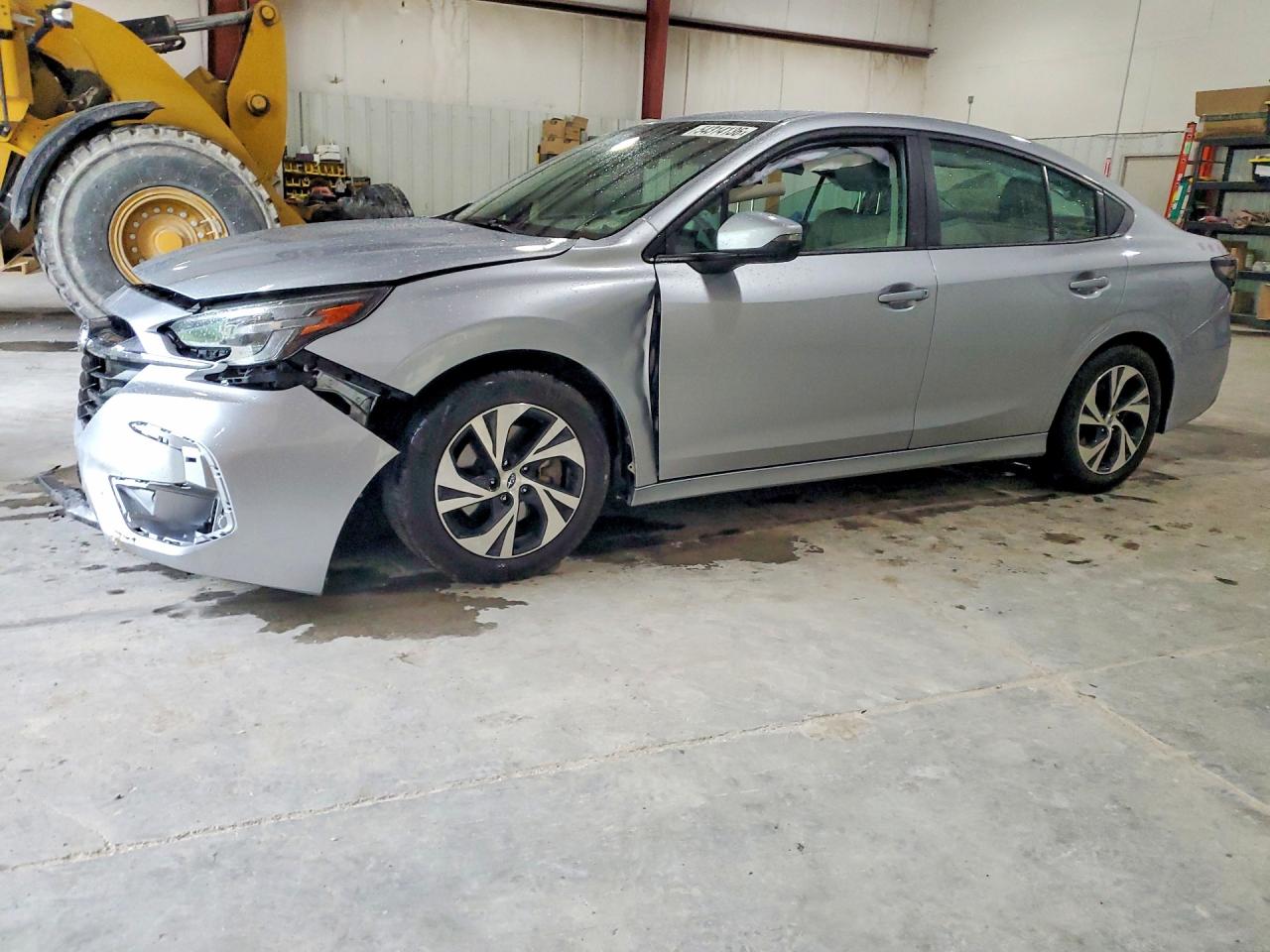 Salvage Subaru Legacy Image