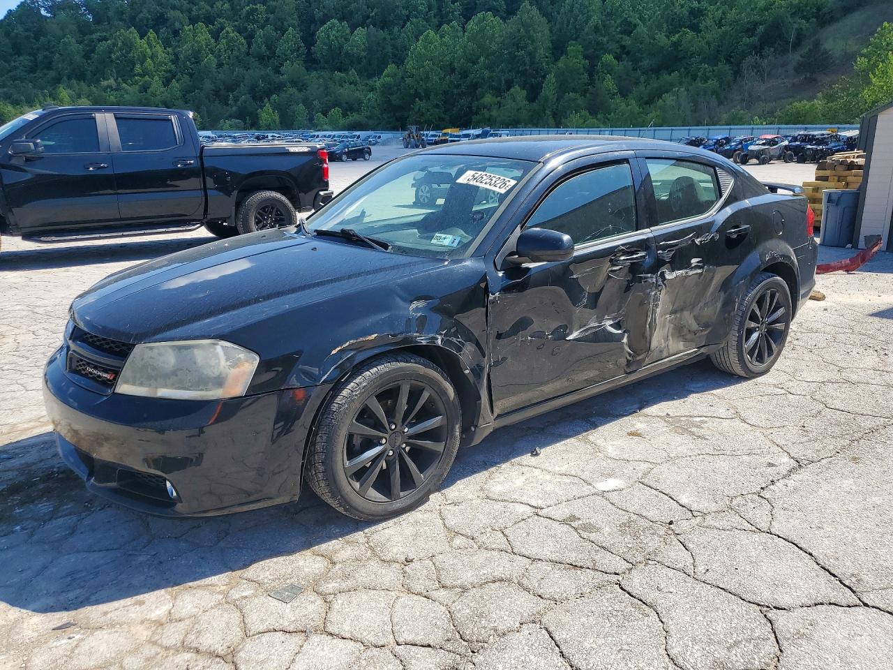 Salvage Dodge Avenger Image