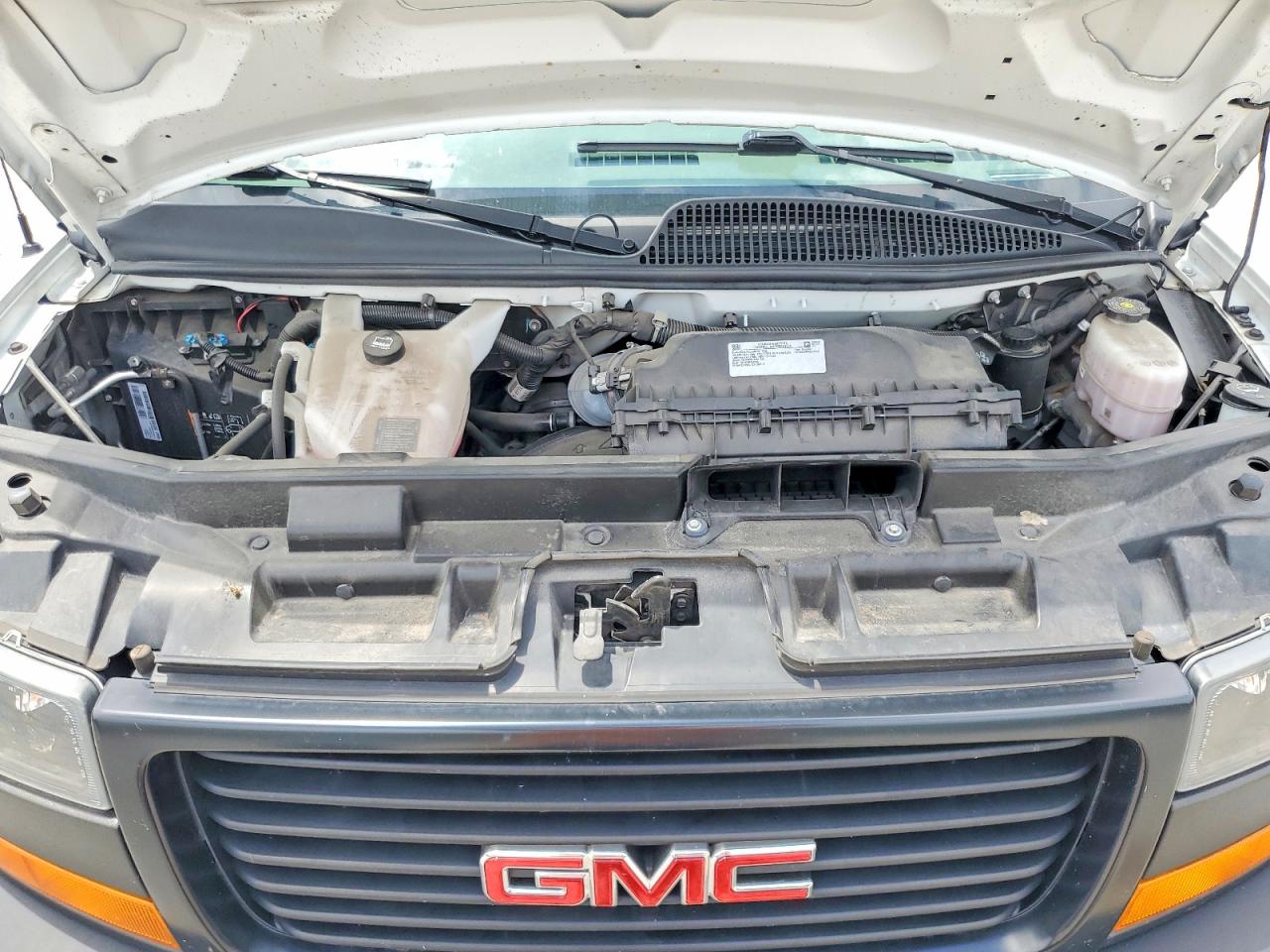 GMC Savana G2500