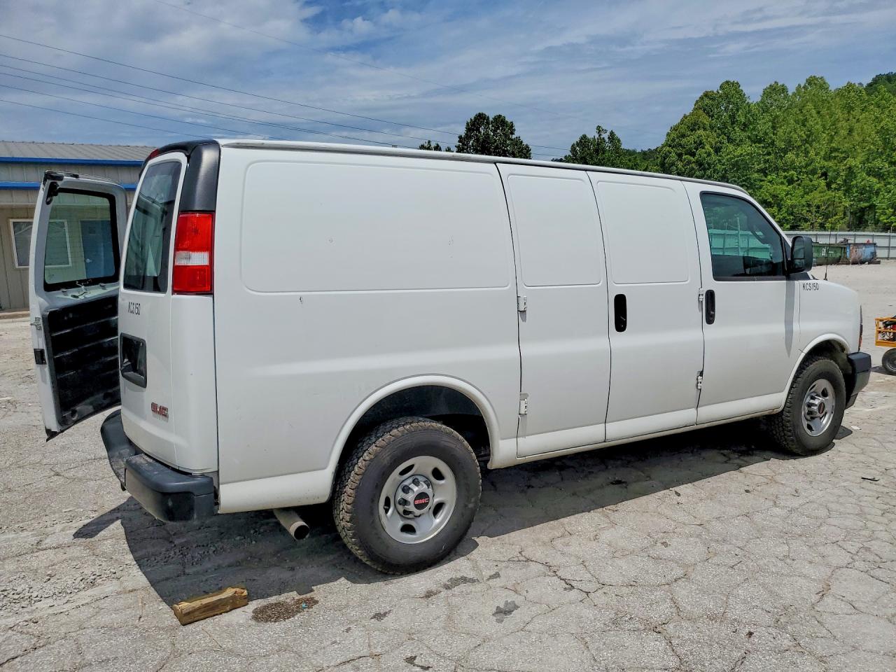 GMC Savana G2500