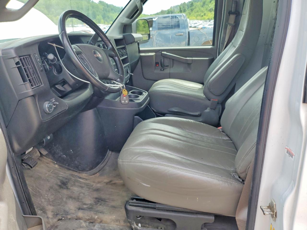 GMC Savana G2500