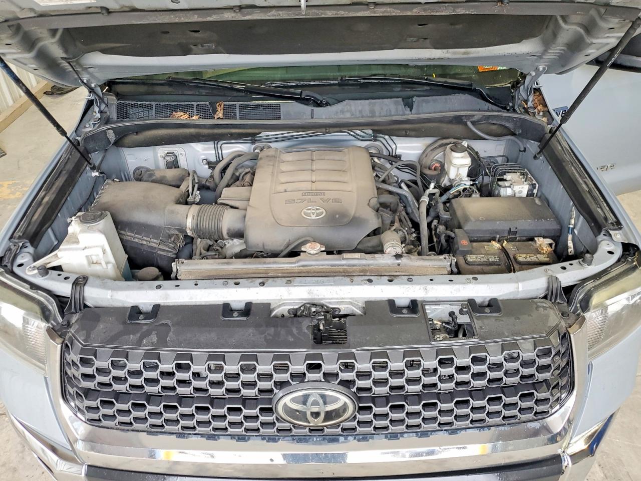 Toyota Tundra Sr5