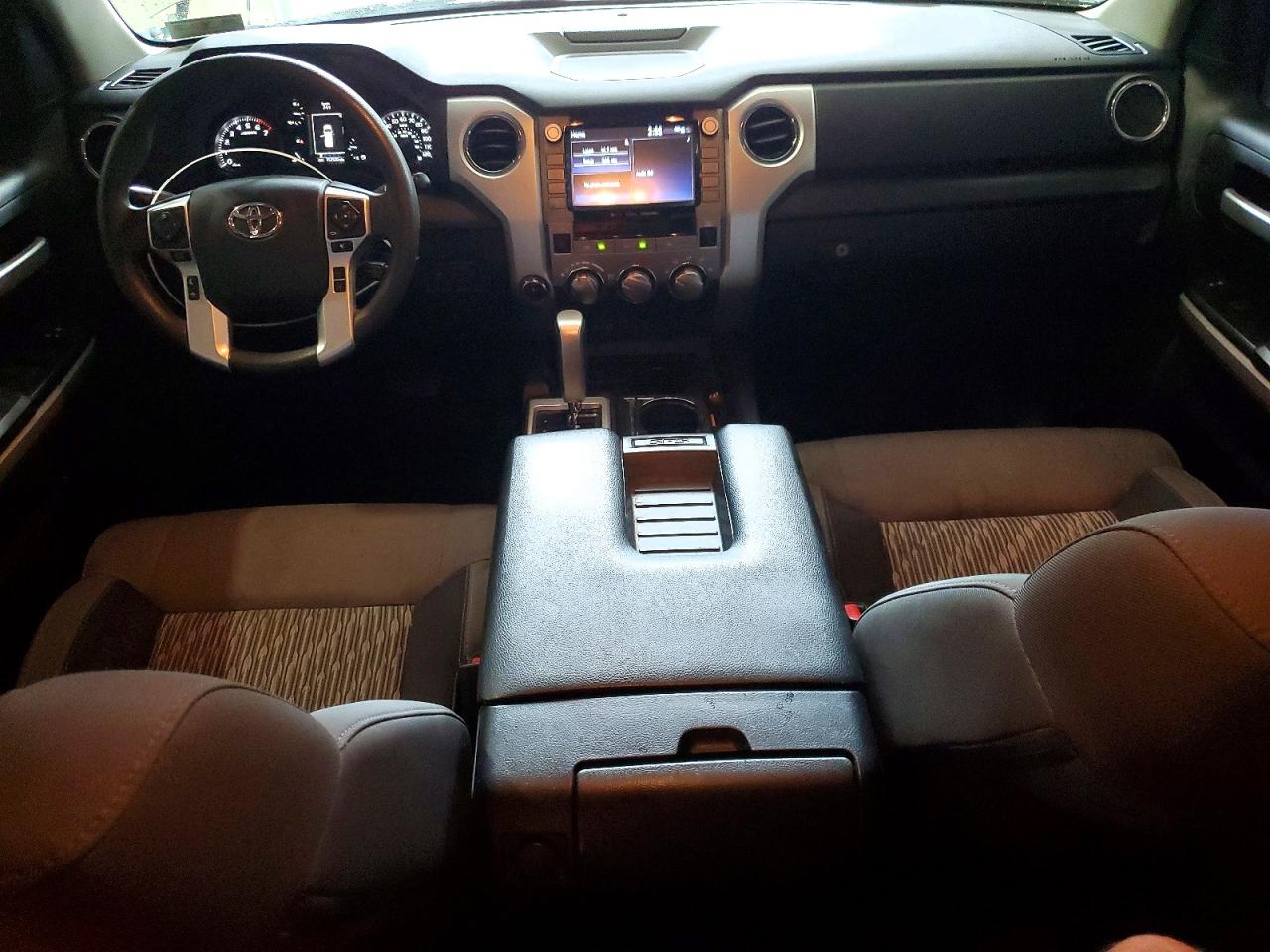 Toyota Tundra Sr5