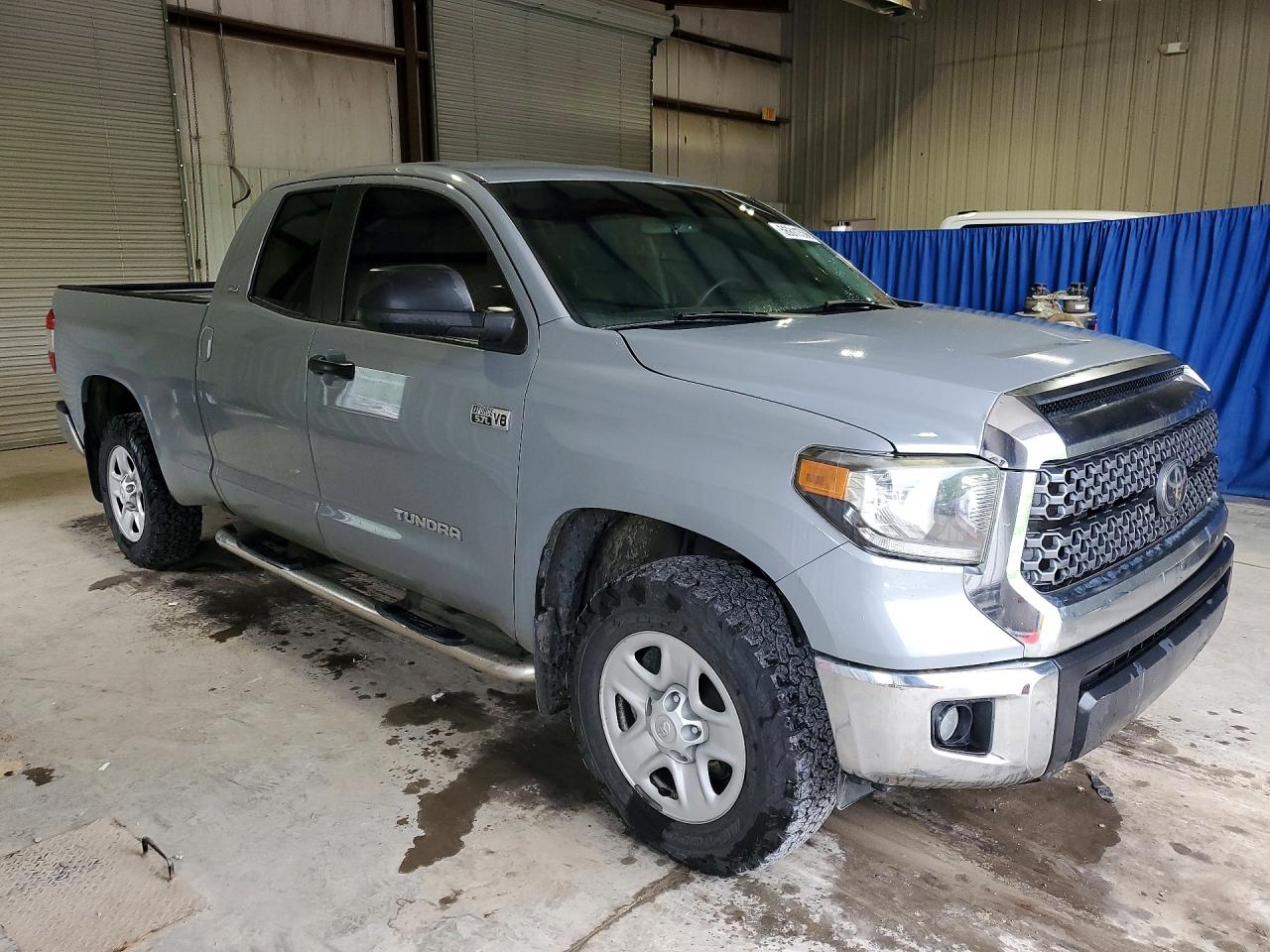 Toyota Tundra Sr5