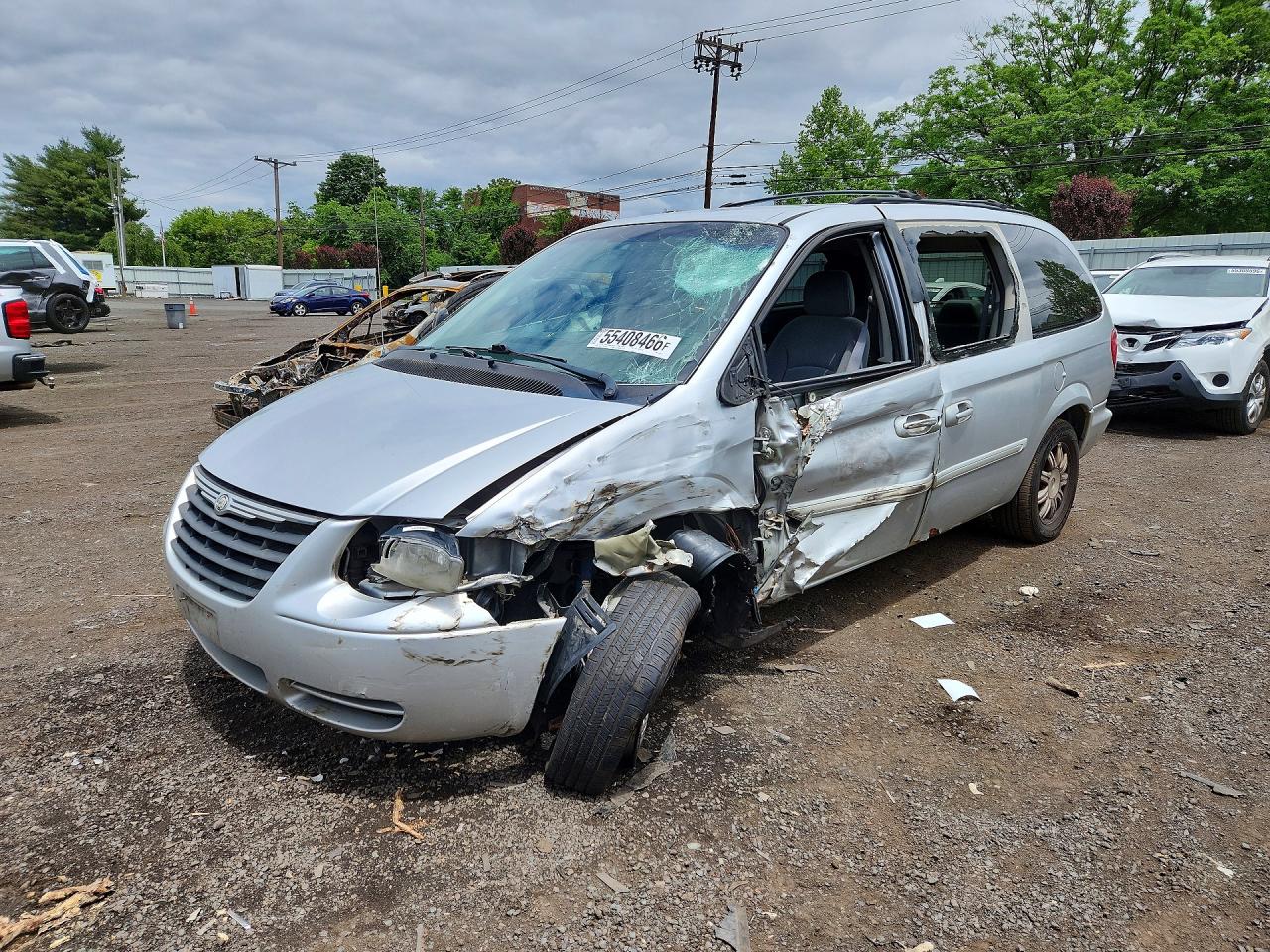 Salvage Chrysler Minivan Image