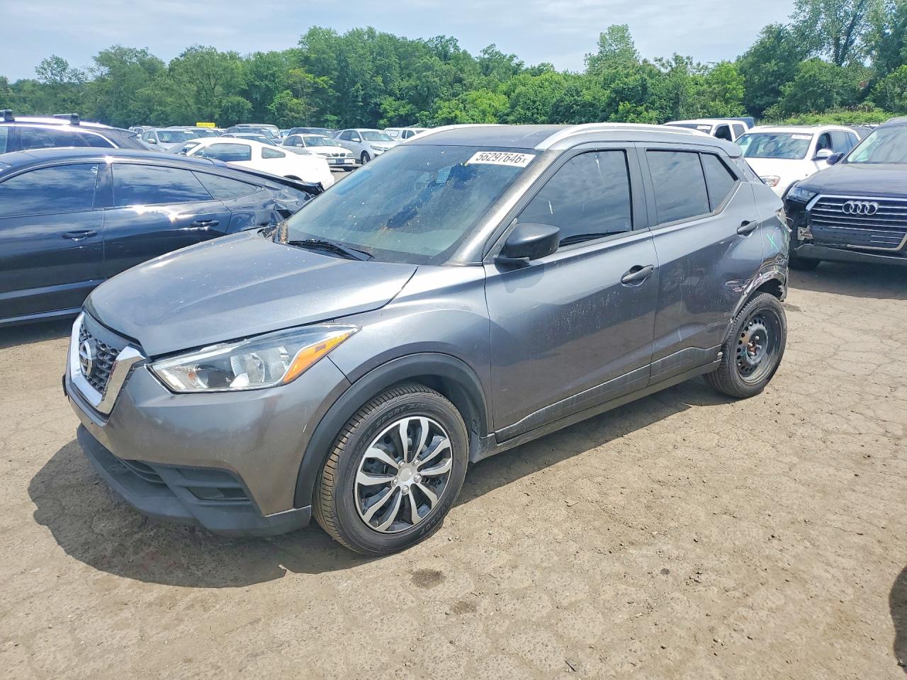 Salvage Nissan Kicks Image