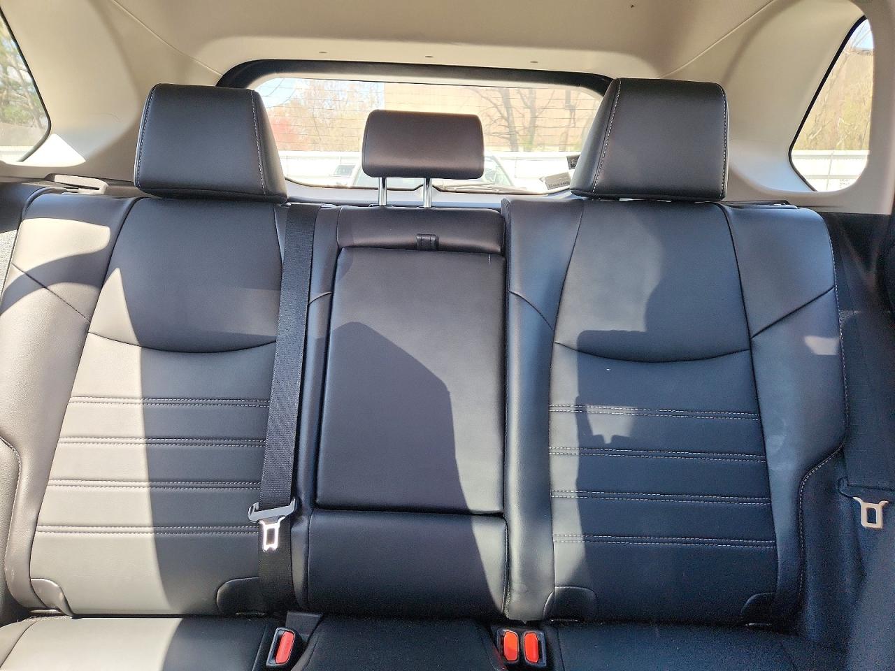 Toyota RAV4 Xle Premium