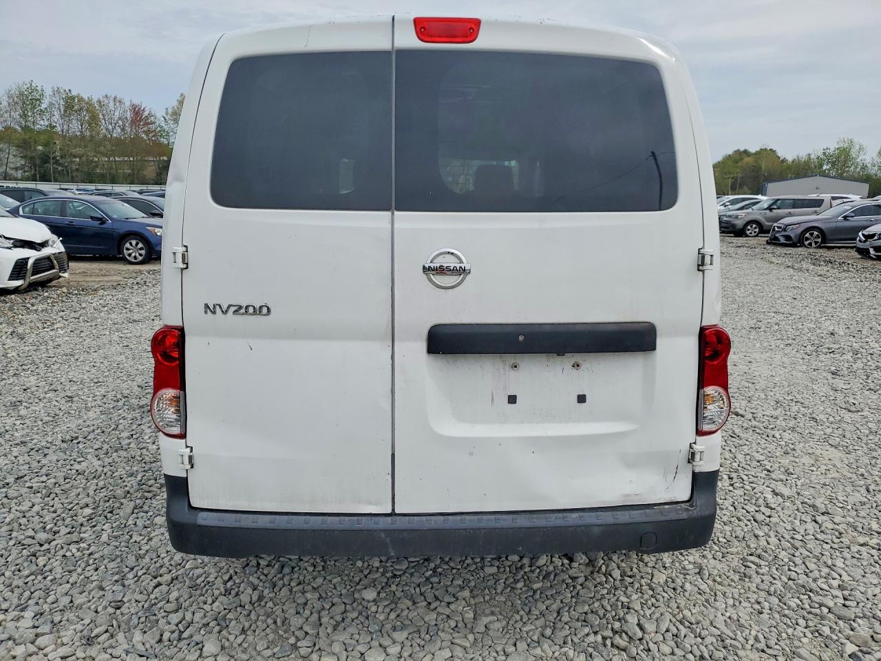 Nissan Nv S