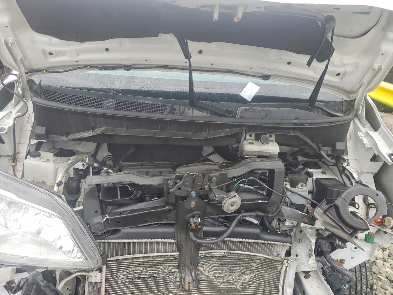 Nissan Nv S