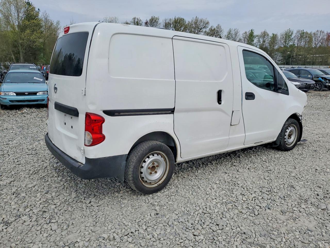 Nissan Nv S