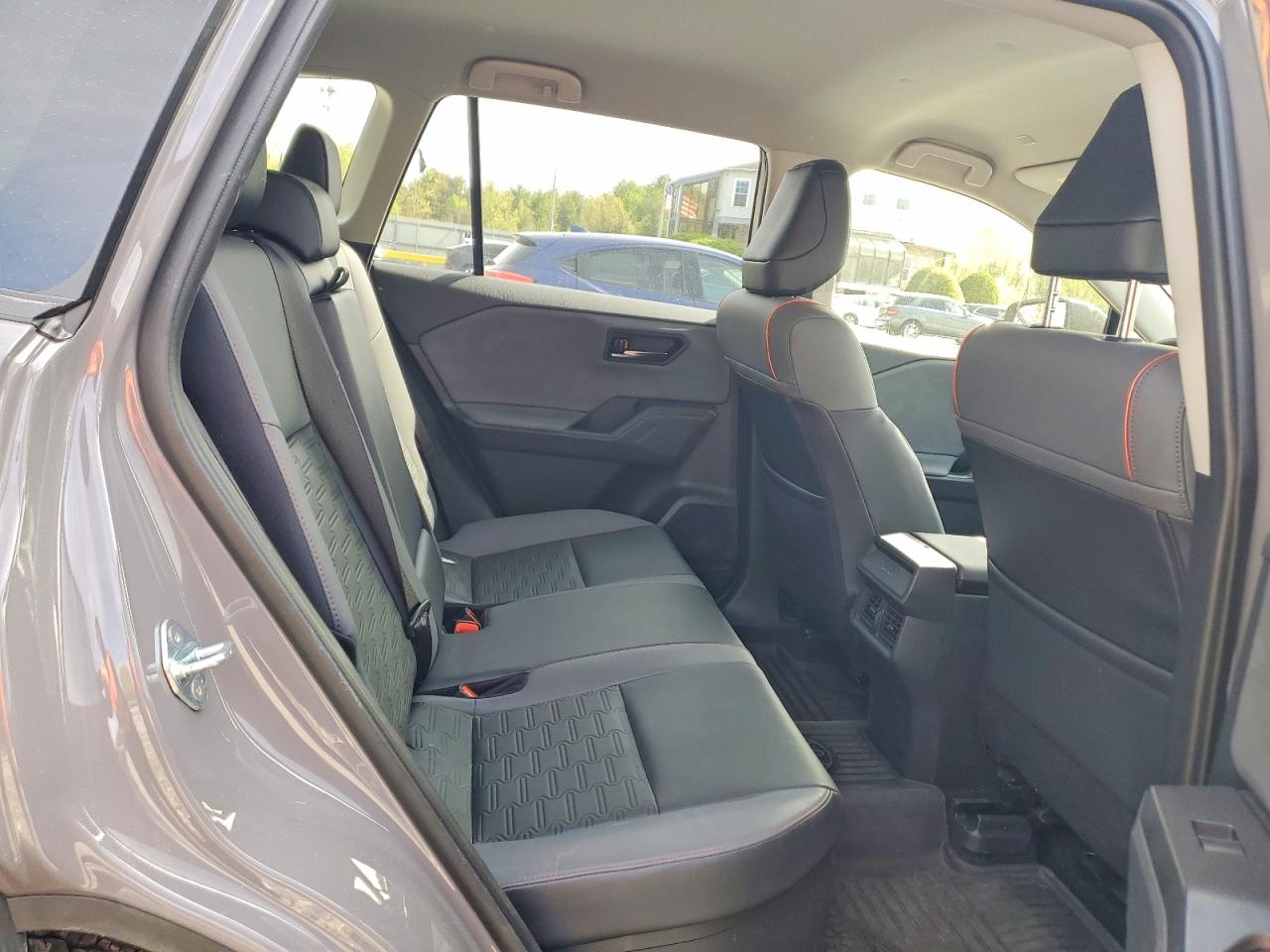 Toyota RAV4 Woodland