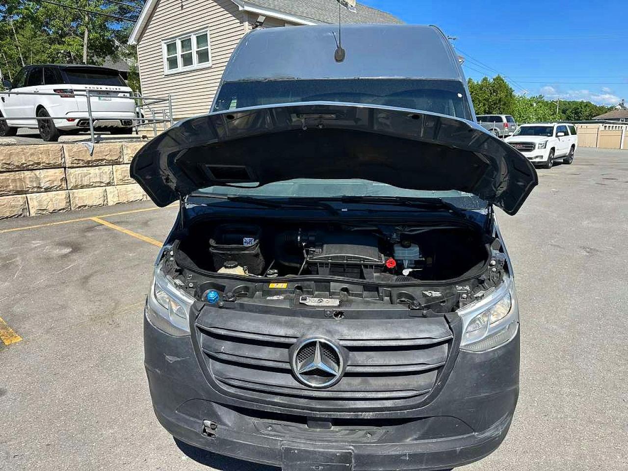 Mercedes-Benz Sprinter 2500