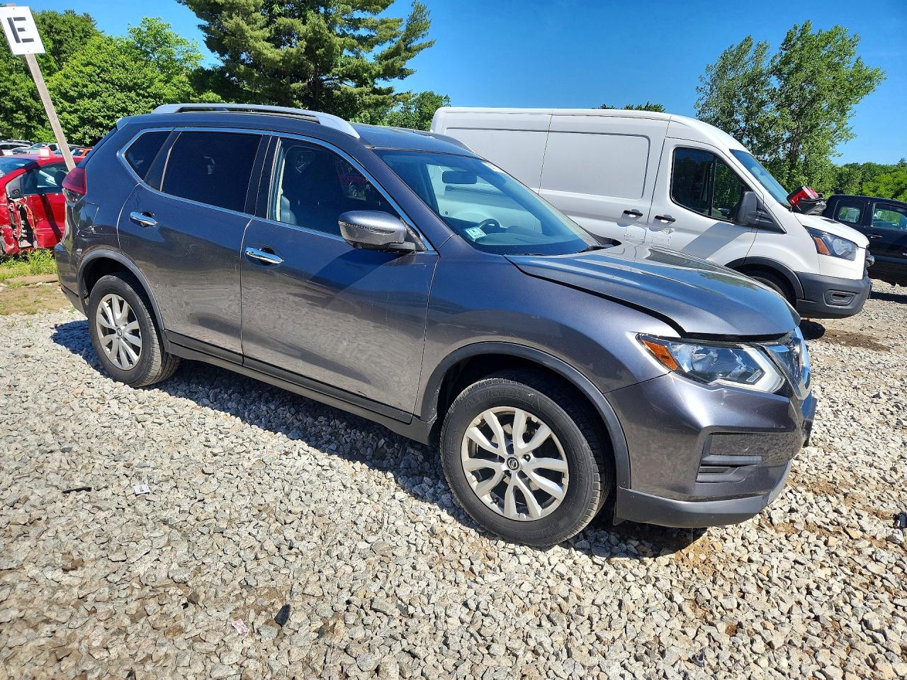 Nissan Rogue Sv