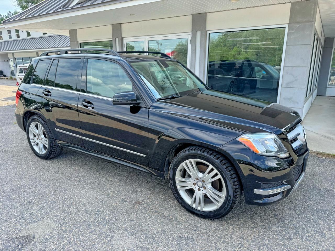 Salvage Mercedes-Benz GLK Image