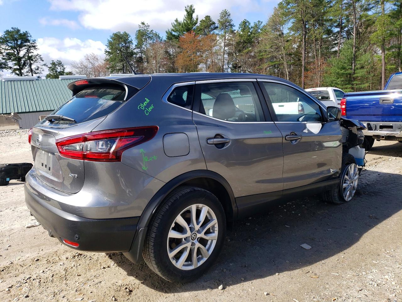 Nissan Rogue S