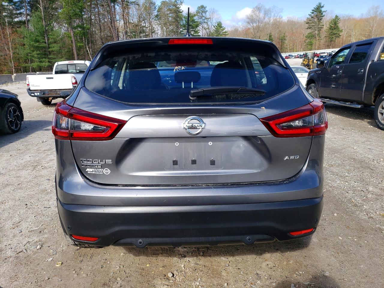 Nissan Rogue S
