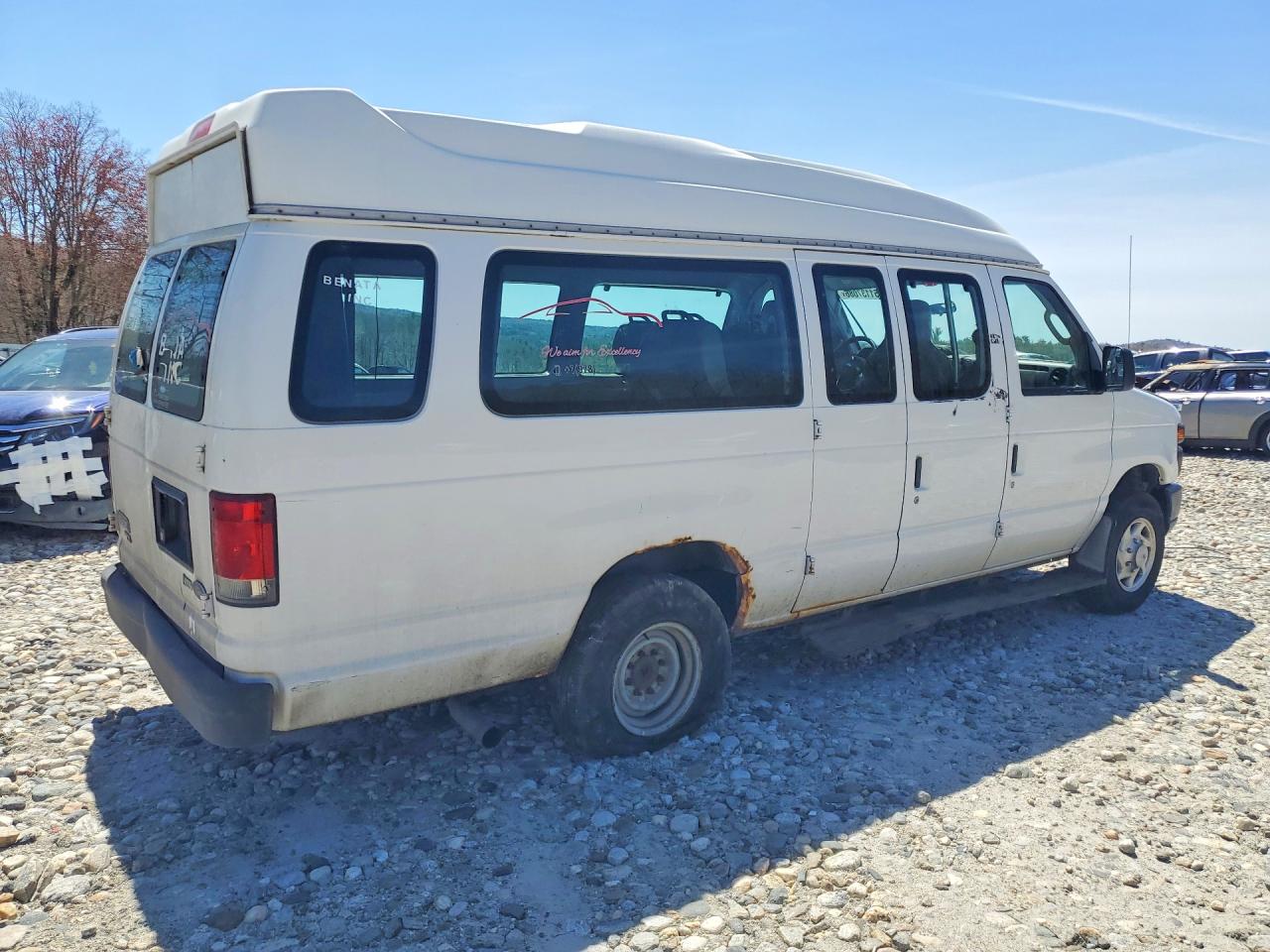 Ford Econoline E350 Super Duty Van