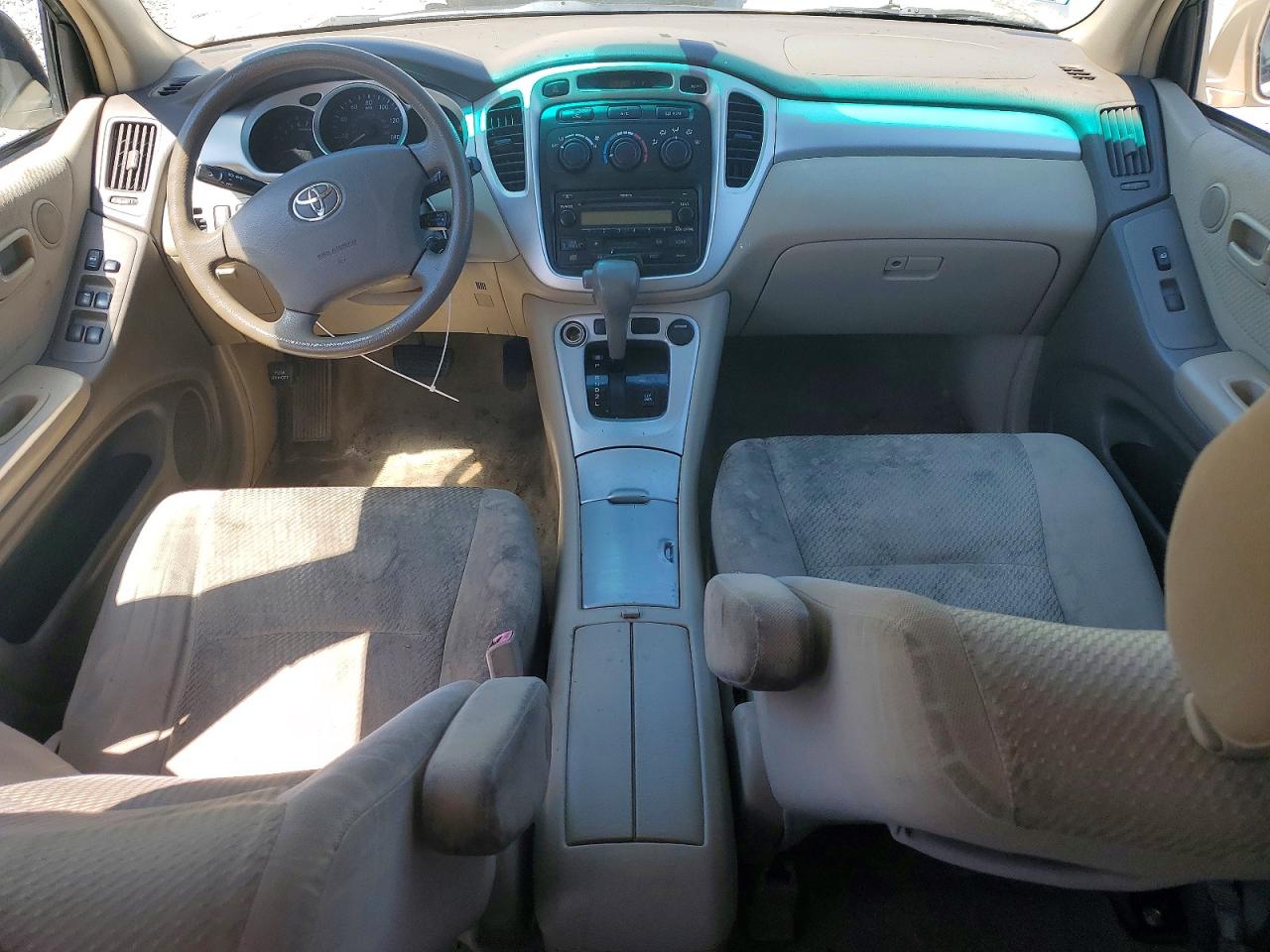 Toyota Highlander Base