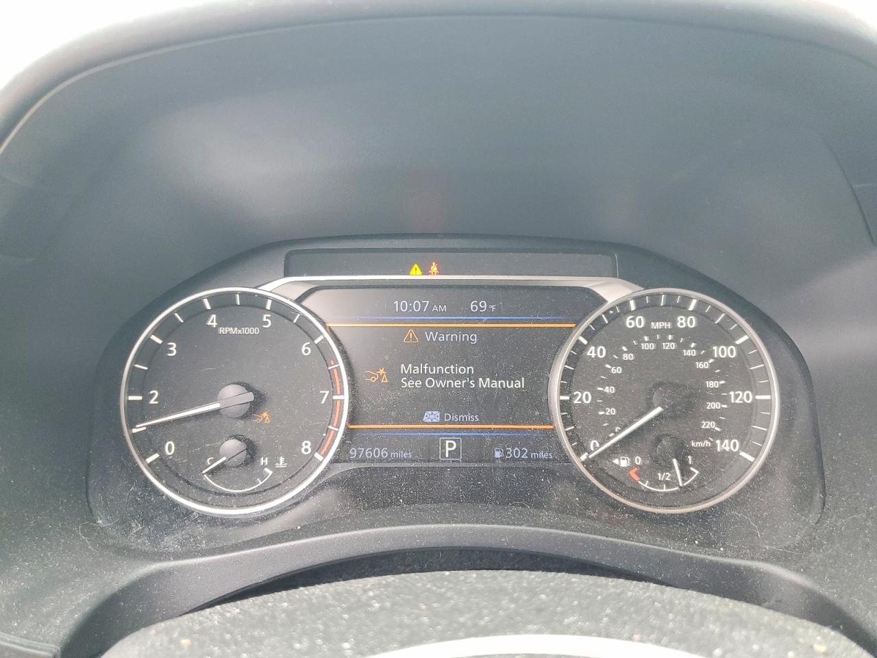 Nissan Altima Sr
