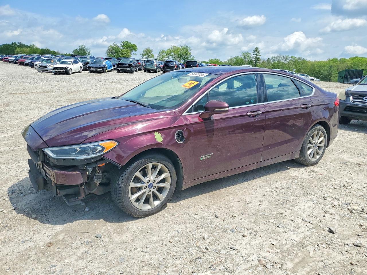 Salvage Ford Fusion Image