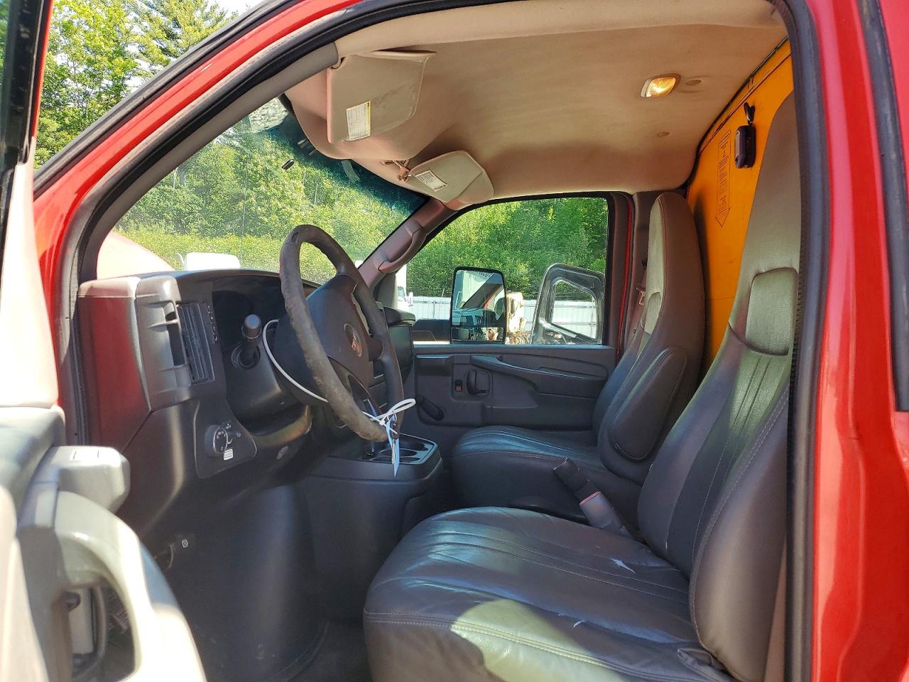 GMC Savana