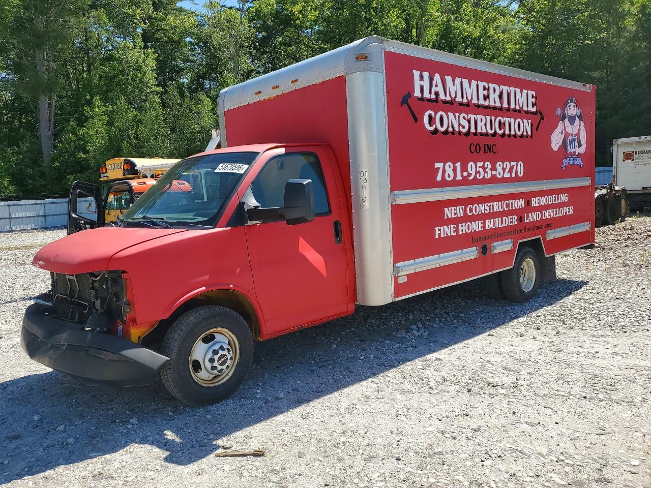 Salvage GMC Savana Image
