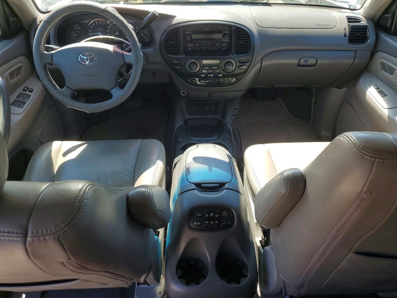 Toyota Sequoia Sr5