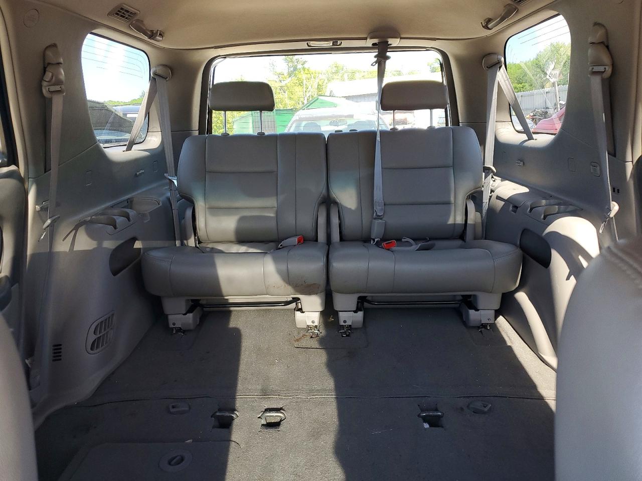 Toyota Sequoia Sr5
