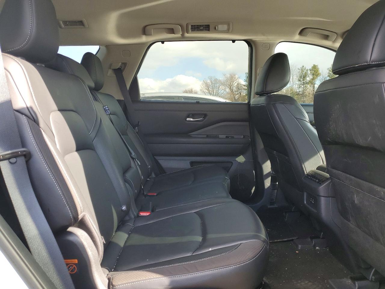 Nissan Pathfinder Sl