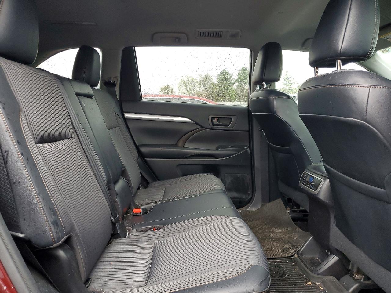 Toyota Highlander Le Plus