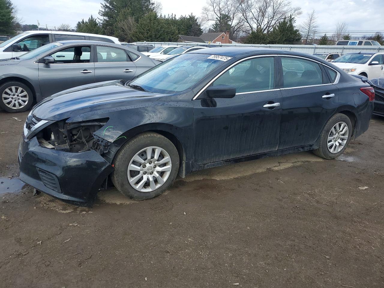 Salvage Nissan Altima Image