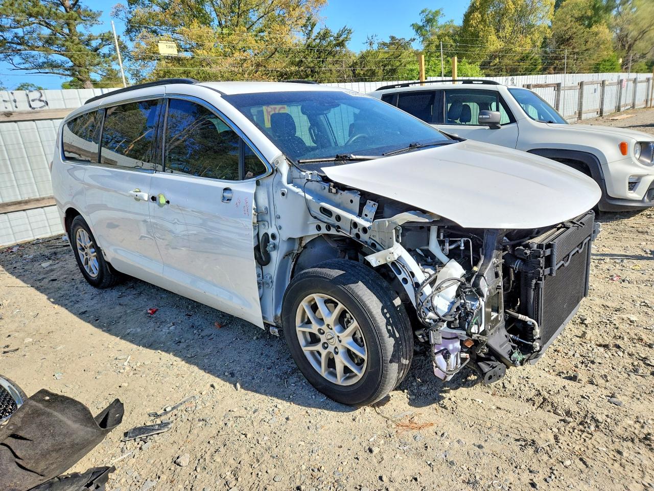 Chrysler Pacifica Touring L